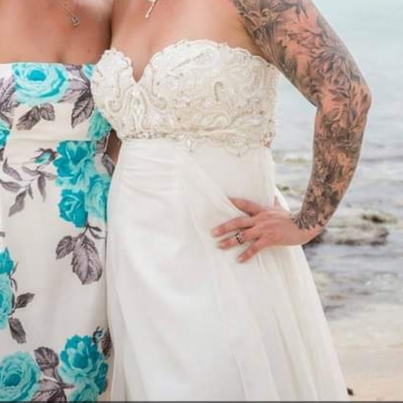 Strapless Wedding Dress - Picture 7 of 13